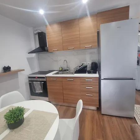 Lily's Duplex * Tirana