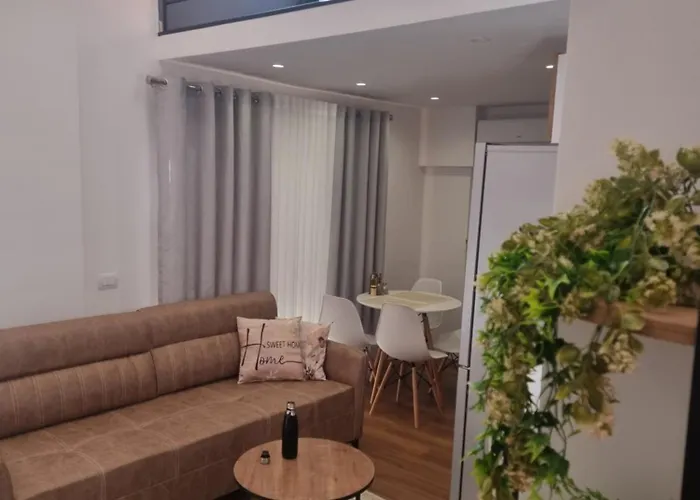 Lily's Duplex تيرانا